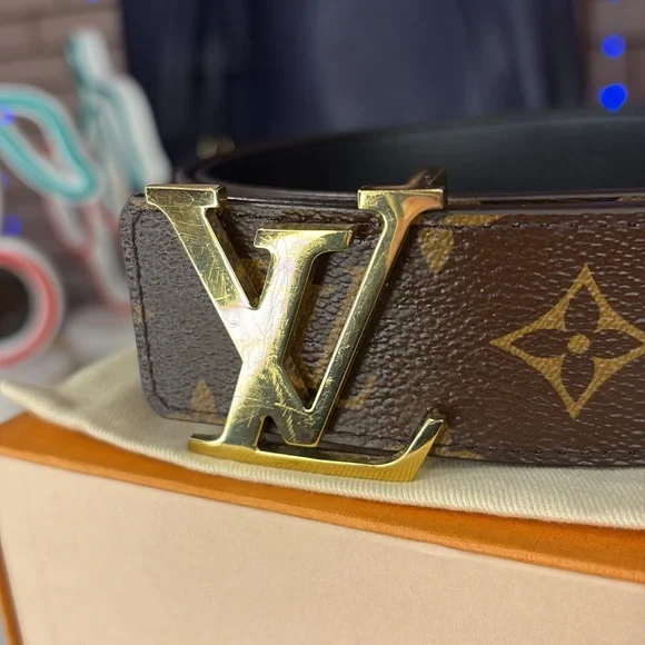 💥LOUIS VUITTON - LV Initiales 40mm Reversible Belt - 90/36 - Picture 7 of 17